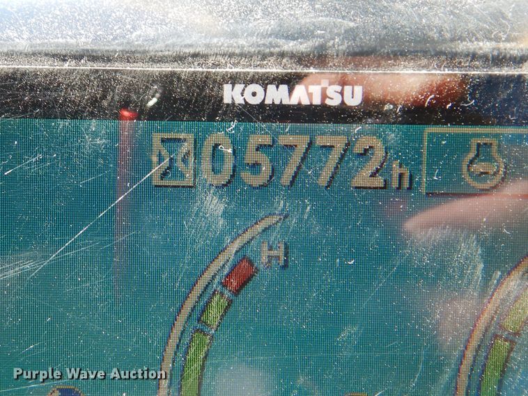image for item DI0433 2011 Komatsu PC138USLC-8  excavator