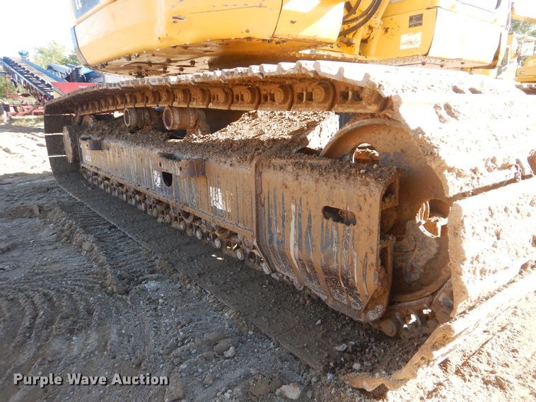 image for item DI0433 2011 Komatsu PC138USLC-8  excavator