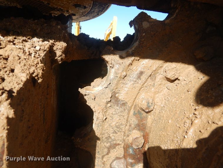 image for item DI0433 2011 Komatsu PC138USLC-8  excavator