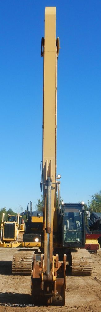 image for item DI0434 2013 Caterpillar 320EL  long reach excavator