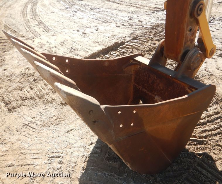 image for item DI0434 2013 Caterpillar 320EL  long reach excavator