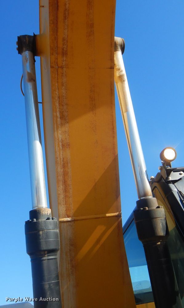 image for item DI0434 2013 Caterpillar 320EL  long reach excavator