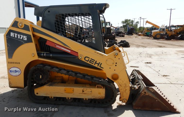 image for item DI3499 2012 Gehl RT175  tracked skid steer loader