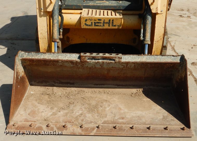 image for item DI3499 2012 Gehl RT175  tracked skid steer loader