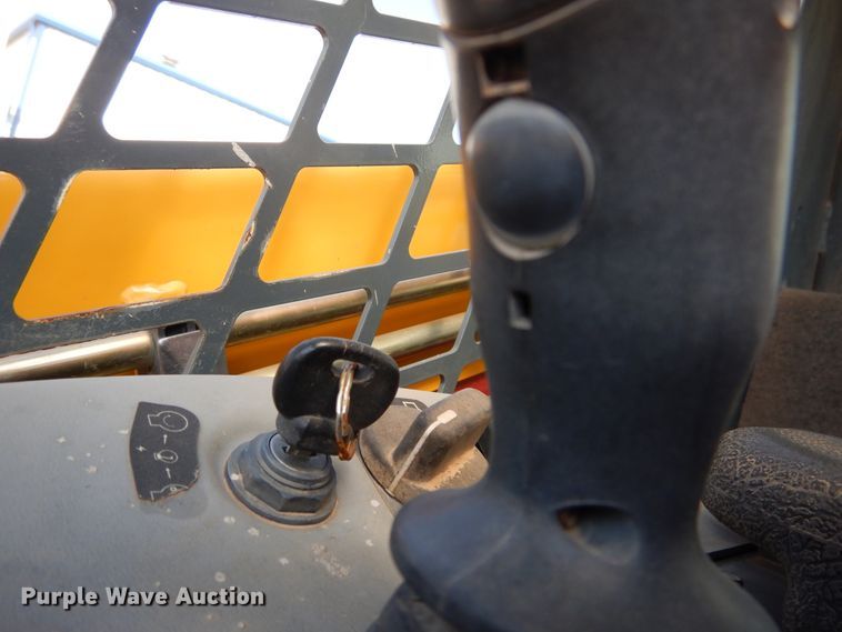 image for item DI3499 2012 Gehl RT175  tracked skid steer loader