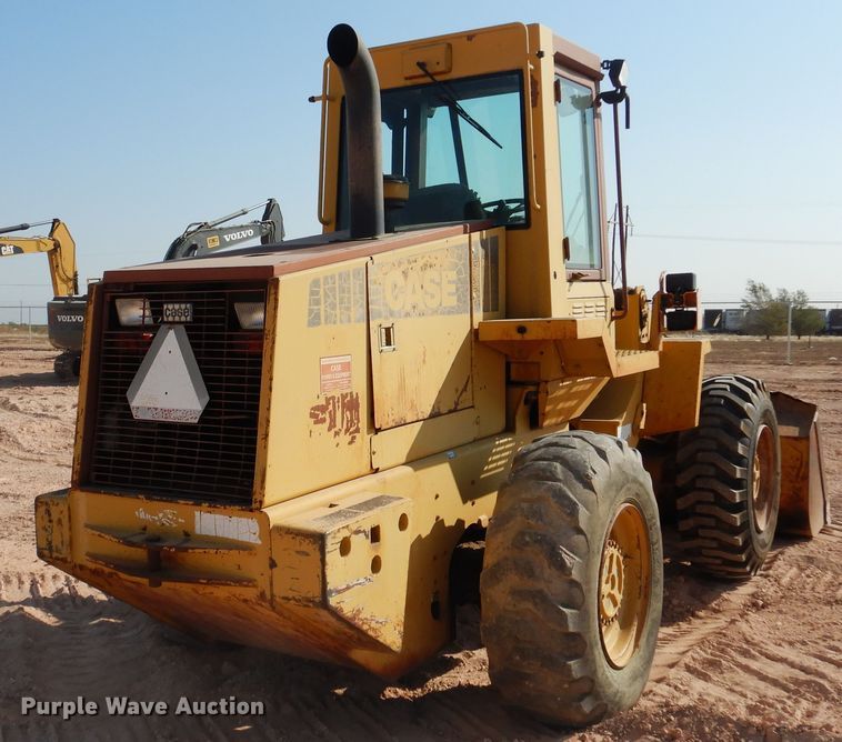 image for item DI3500 1991 Case 621 ZF  wheel loader