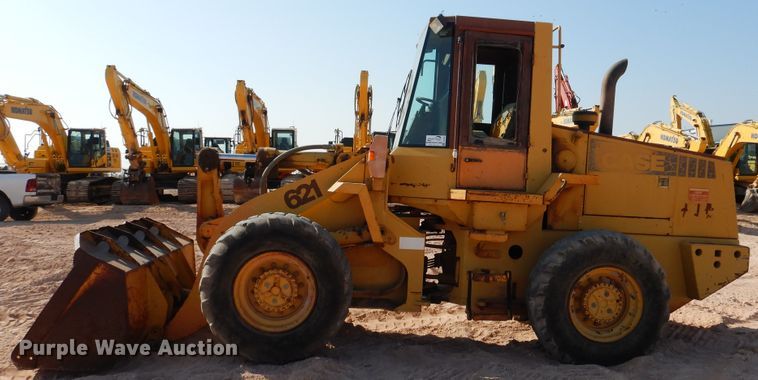 image for item DI3500 1991 Case 621 ZF  wheel loader