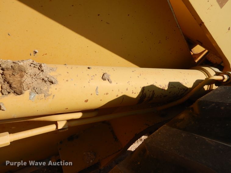 image for item DI3500 1991 Case 621 ZF  wheel loader