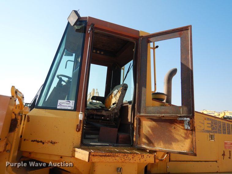 image for item DI3500 1991 Case 621 ZF  wheel loader