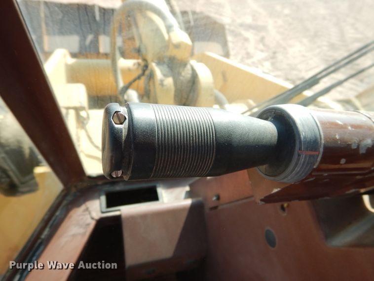 image for item DI3500 1991 Case 621 ZF  wheel loader