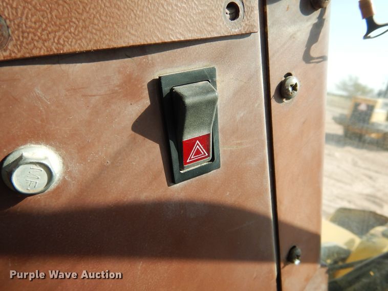 image for item DI3500 1991 Case 621 ZF  wheel loader