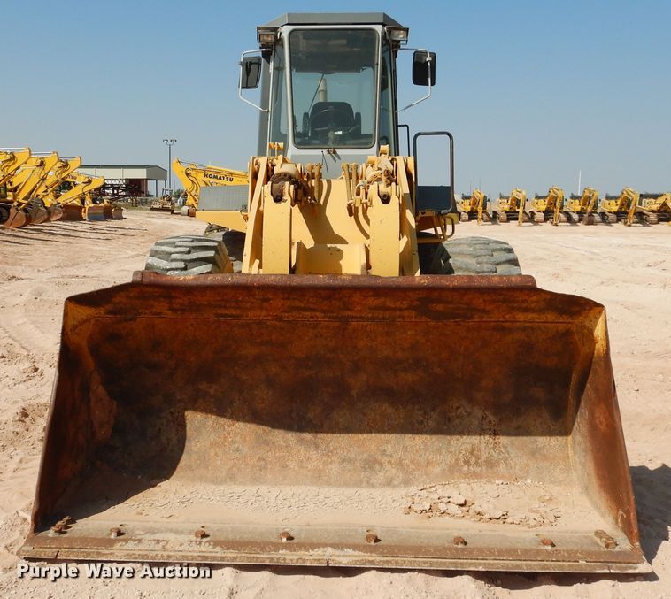 image for item DI3502 2000 Daewoo Mega 300 III  wheel loader