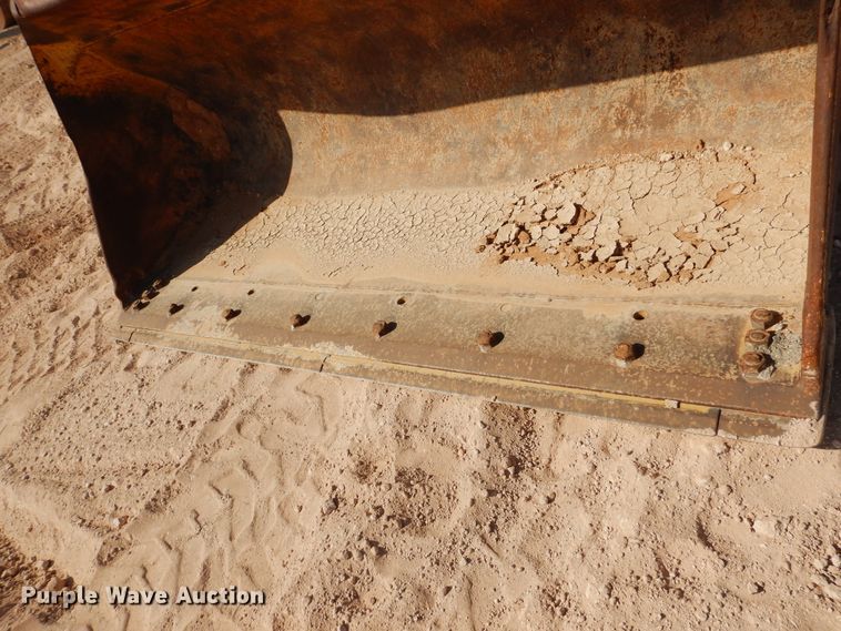 image for item DI3502 2000 Daewoo Mega 300 III  wheel loader