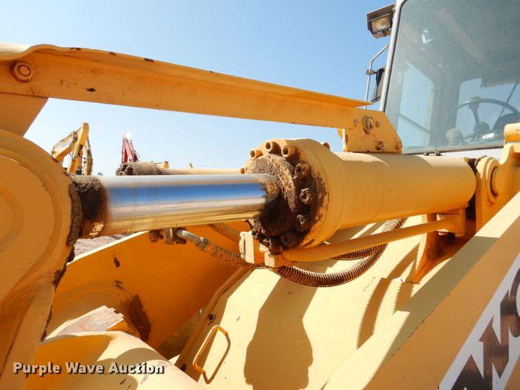 image for item DI3502 2000 Daewoo Mega 300 III  wheel loader