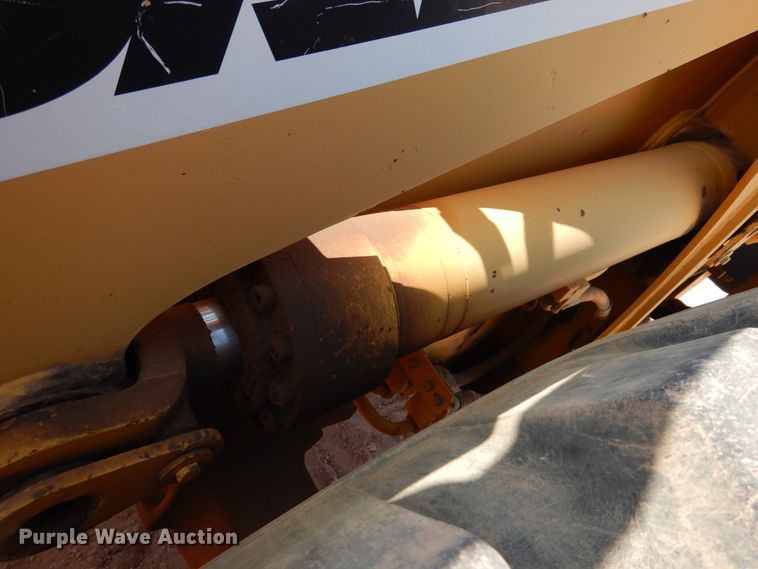 image for item DI3502 2000 Daewoo Mega 300 III  wheel loader