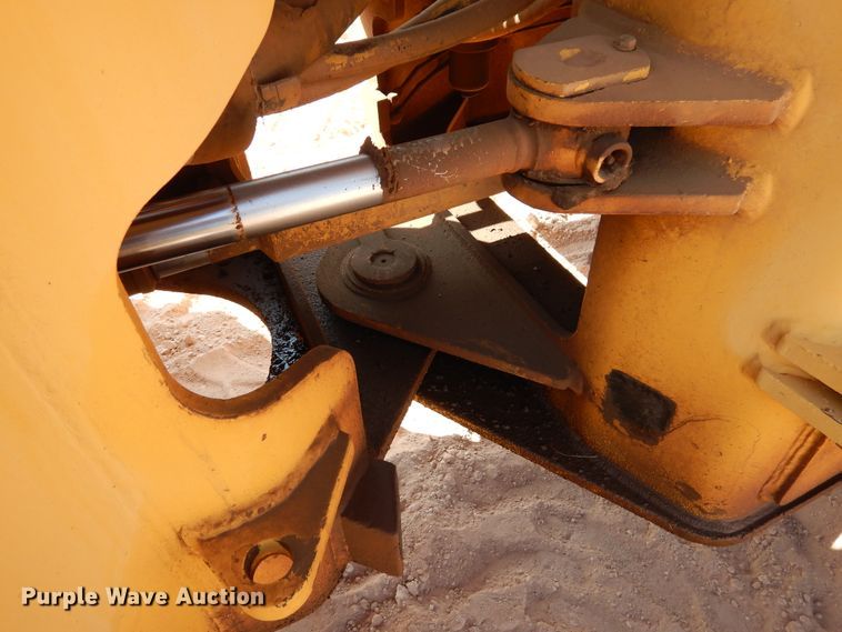 image for item DI3502 2000 Daewoo Mega 300 III  wheel loader