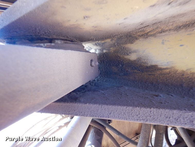 image for item DI3502 2000 Daewoo Mega 300 III  wheel loader