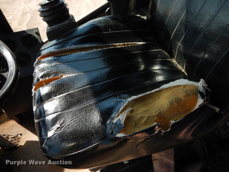 image for item DI3502 2000 Daewoo Mega 300 III  wheel loader