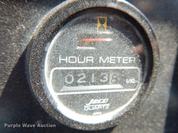 image for item DI3502 2000 Daewoo Mega 300 III  wheel loader