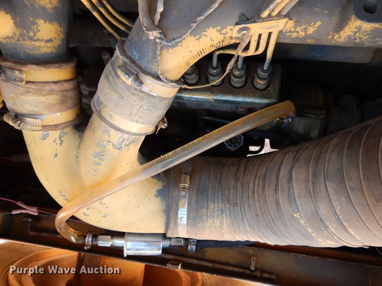 image for item DI3502 2000 Daewoo Mega 300 III  wheel loader