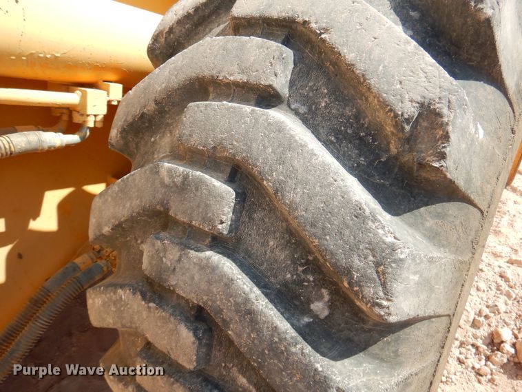 image for item DI3502 2000 Daewoo Mega 300 III  wheel loader