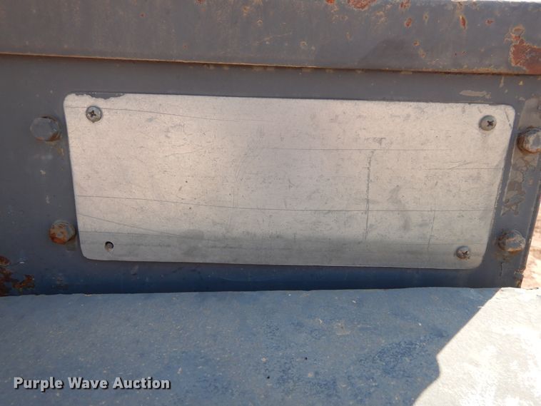 image for item DI3502 2000 Daewoo Mega 300 III  wheel loader