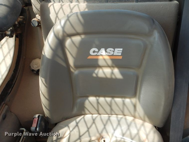 image for item DI3503 2011 Case TV380  tracked skid steer loader