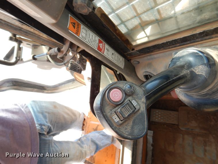 image for item DI3503 2011 Case TV380  tracked skid steer loader