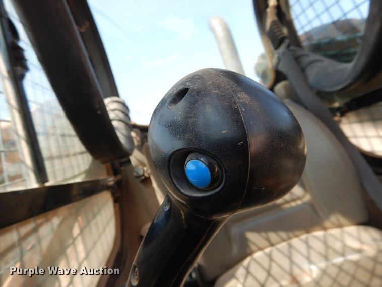 image for item DI3503 2011 Case TV380  tracked skid steer loader