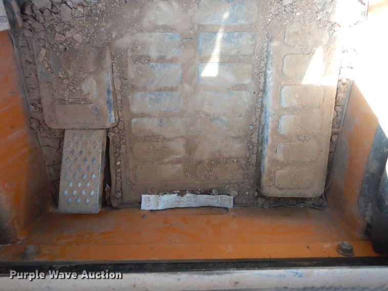 image for item DI3503 2011 Case TV380  tracked skid steer loader