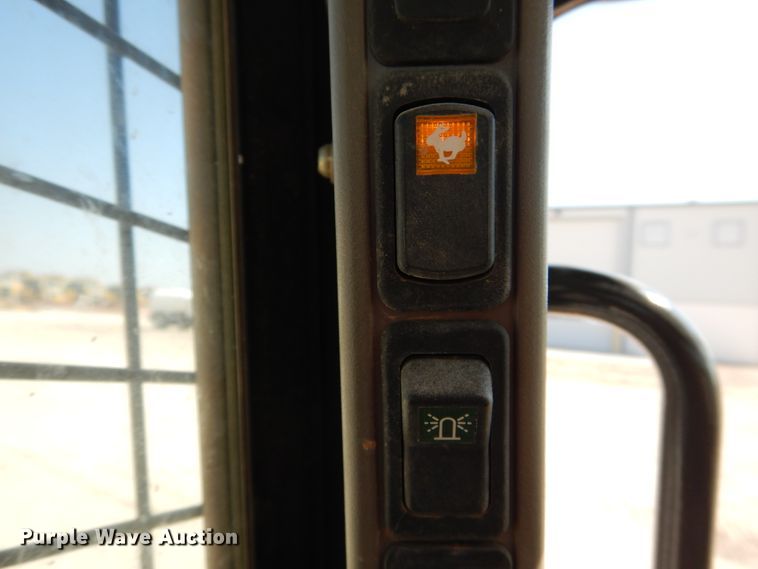 image for item DI3503 2011 Case TV380  tracked skid steer loader