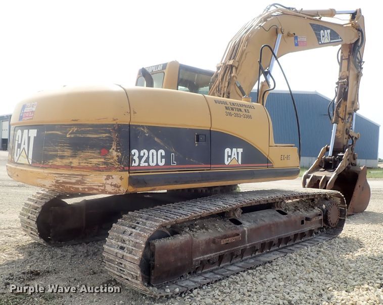 image for item DI4738 2003 Caterpillar 320C L excavator