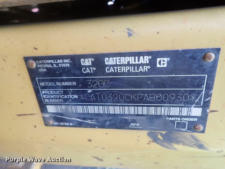 image for item DI4738 2003 Caterpillar 320C L excavator