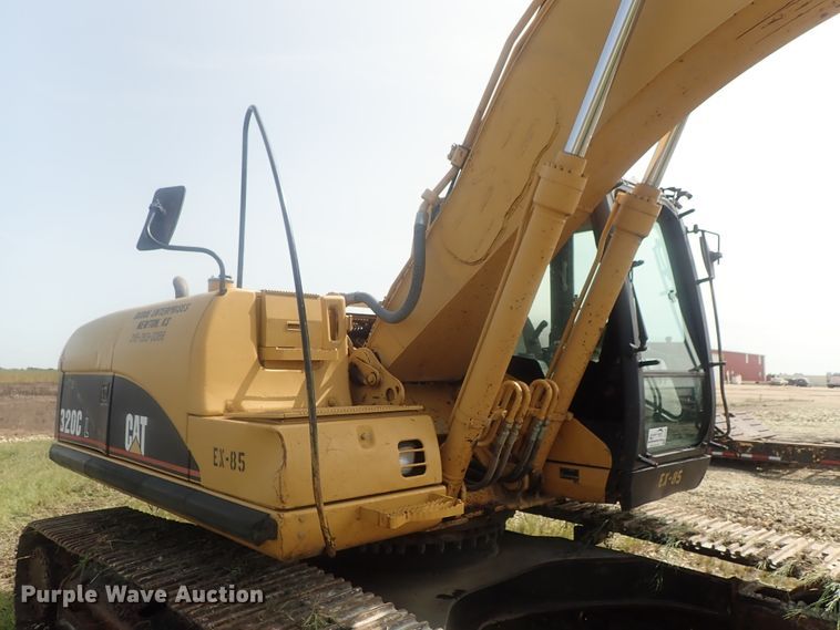 image for item DI4738 2003 Caterpillar 320C L excavator