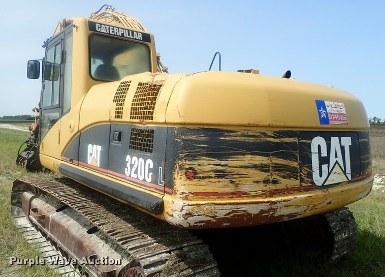 image for item DI4738 2003 Caterpillar 320C L excavator