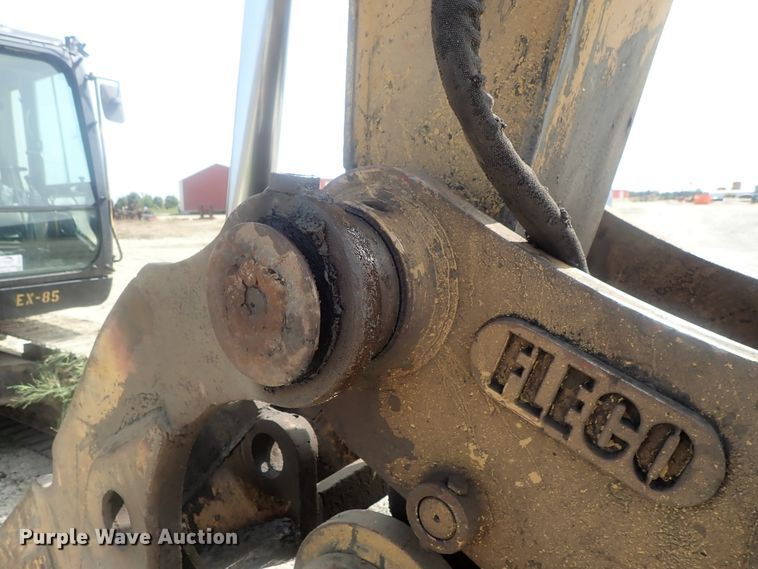 image for item DI4738 2003 Caterpillar 320C L excavator