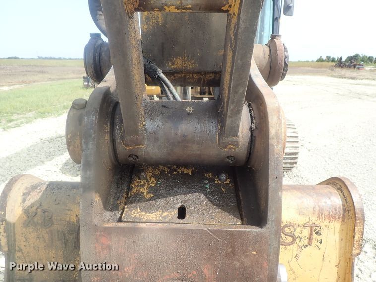 image for item DI4738 2003 Caterpillar 320C L excavator