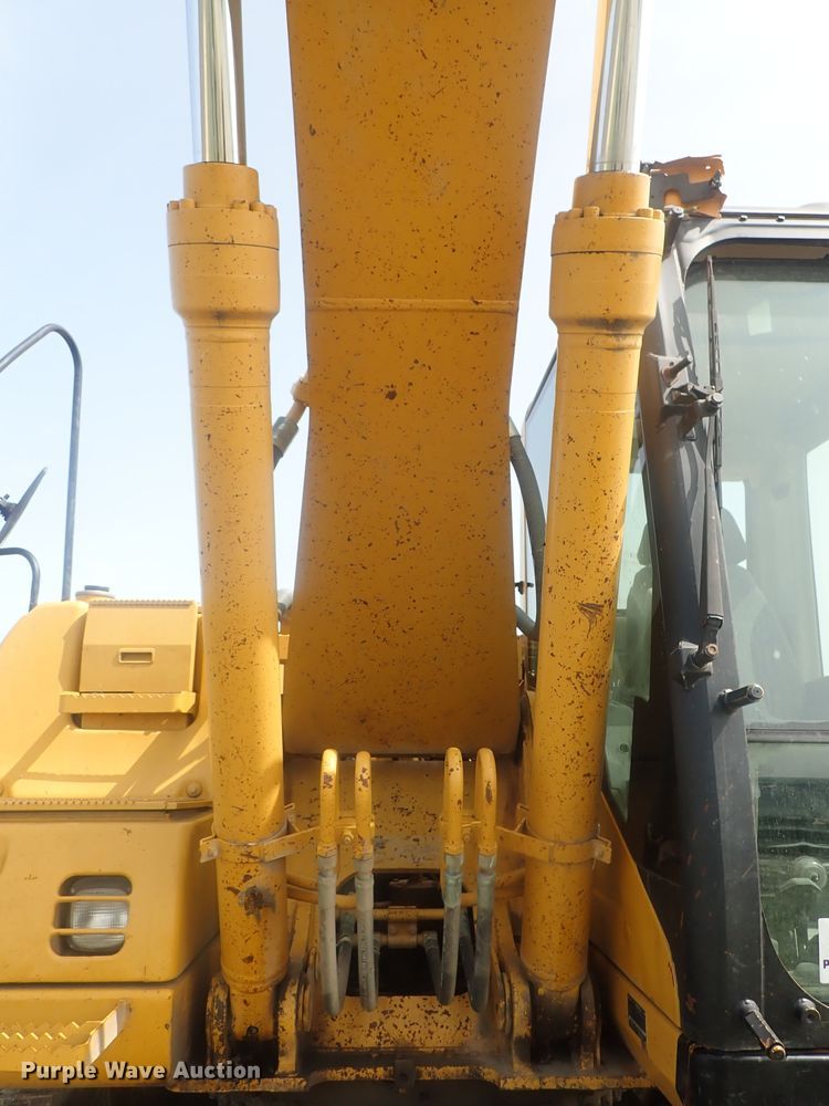image for item DI4738 2003 Caterpillar 320C L excavator