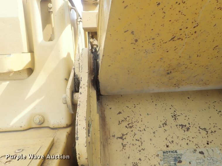 image for item DI4738 2003 Caterpillar 320C L excavator