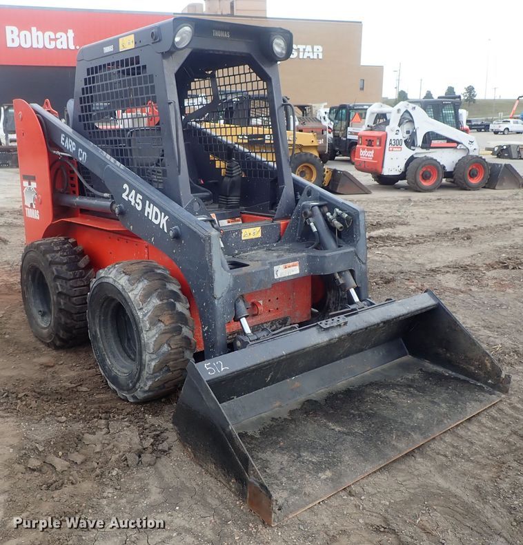 image for item DI4746 2001 Thomas 245 HDK  skid steer loader