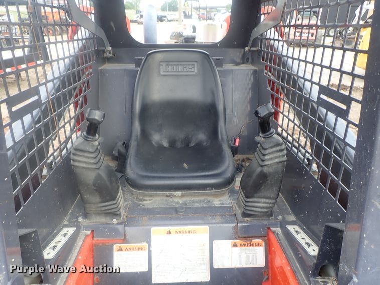 image for item DI4746 2001 Thomas 245 HDK  skid steer loader