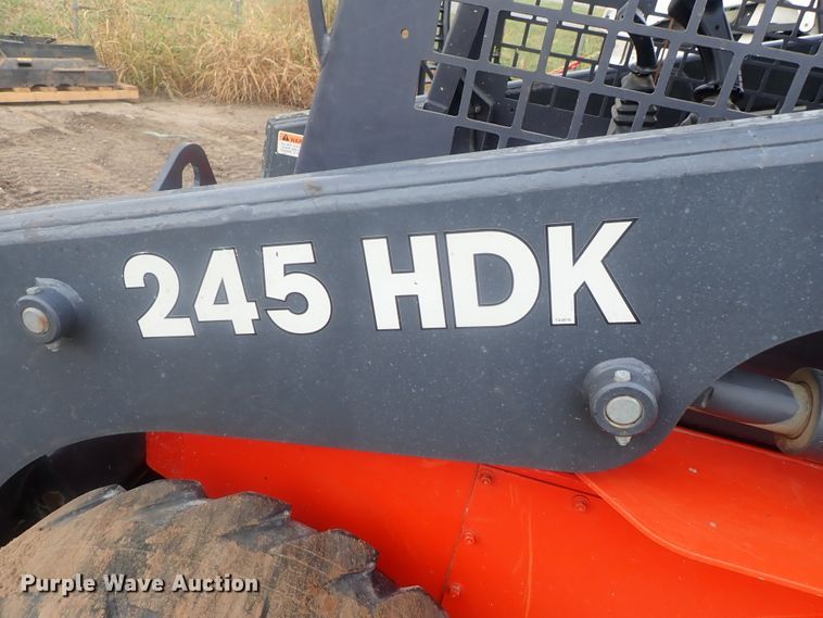 image for item DI4746 2001 Thomas 245 HDK  skid steer loader