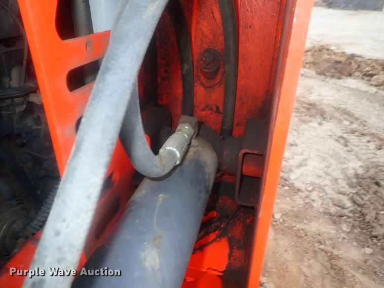 image for item DI4746 2001 Thomas 245 HDK  skid steer loader