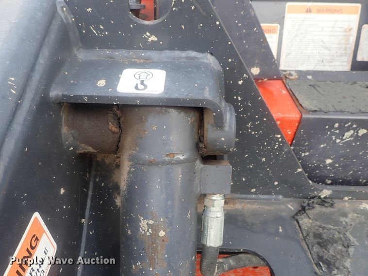 image for item DI4746 2001 Thomas 245 HDK  skid steer loader