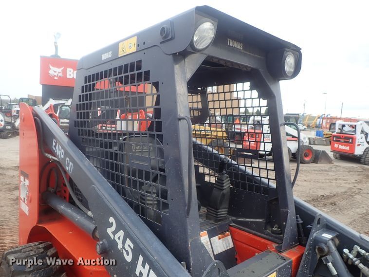 image for item DI4746 2001 Thomas 245 HDK  skid steer loader