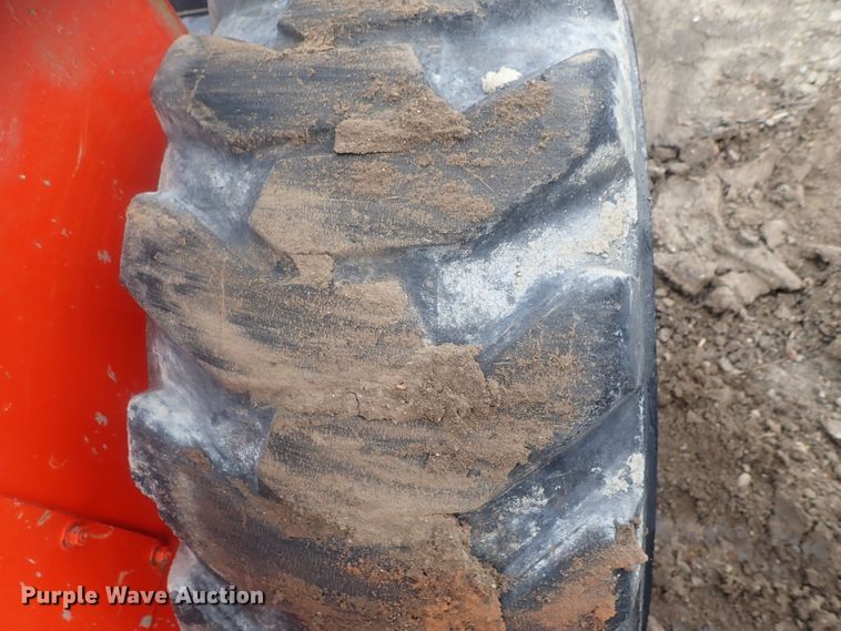 image for item DI4746 2001 Thomas 245 HDK  skid steer loader