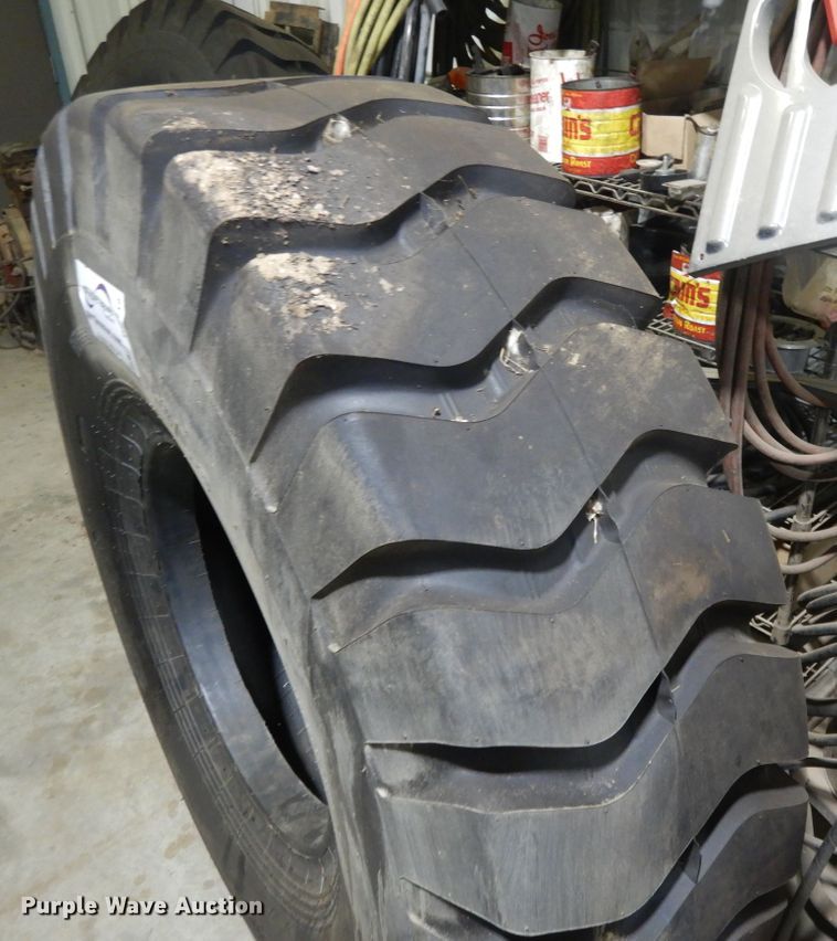 image for item DI7719 (2) Super A 18.00-25 tires