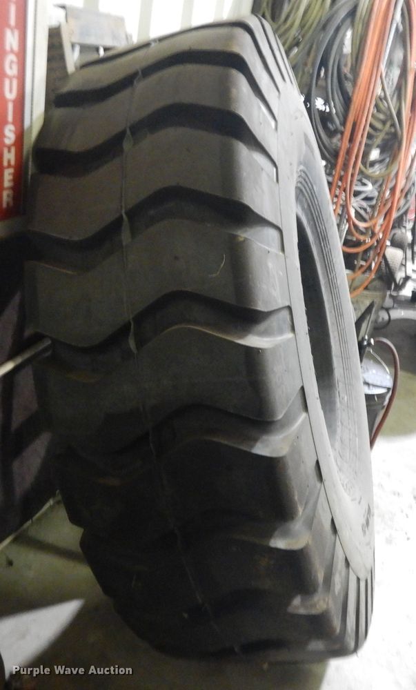 image for item DI7719 (2) Super A 18.00-25 tires