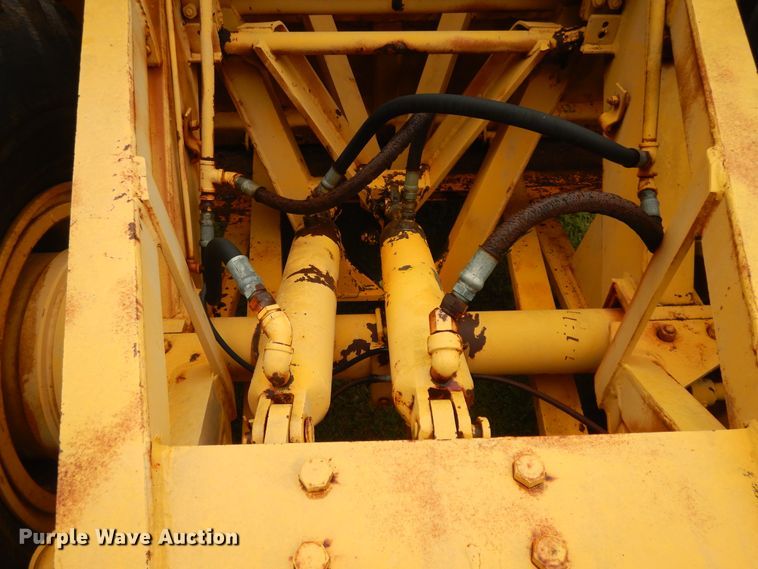 image for item DI7720 Tournapull DPF2  elevating scraper