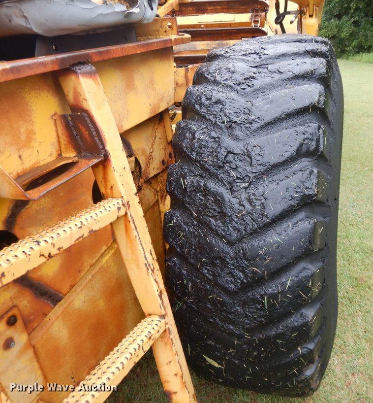 image for item DI7720 Tournapull DPF2  elevating scraper